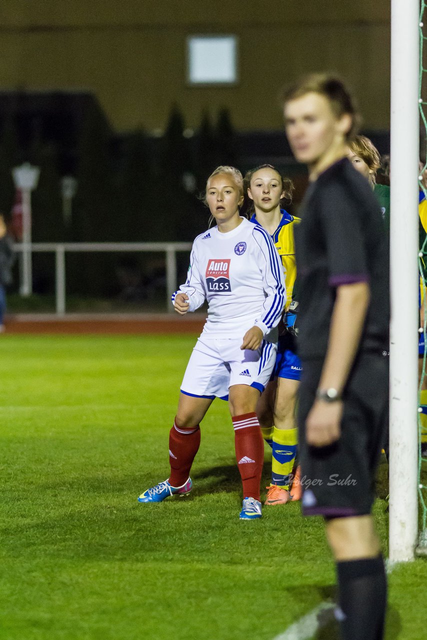 Bild 187 - B-Juniorinnen SV Henstedt-Ulzburg - Holstein Kiel : Ergebnis: 0:12